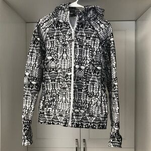 Lululemon Athletica Scuba Hoodie Rare Black and White US 8